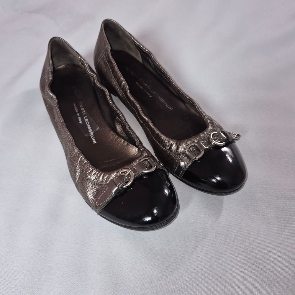 Attilio Giusti Leombruni Metallic and Black Flats